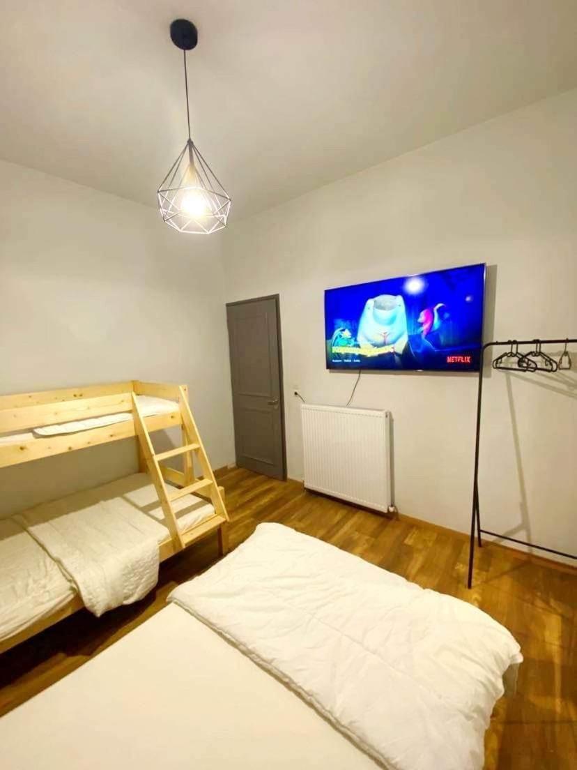 Voukamvilia Boutique Apartment Agios Matthaios  ภายนอก รูปภาพ